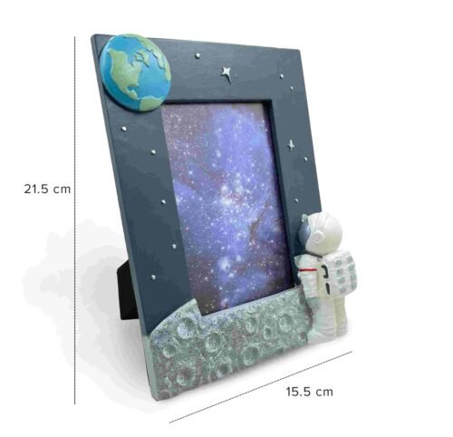 astronaut picture frames